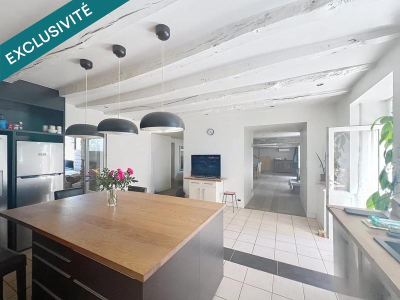 Maison - 167 m² - 7 pièces