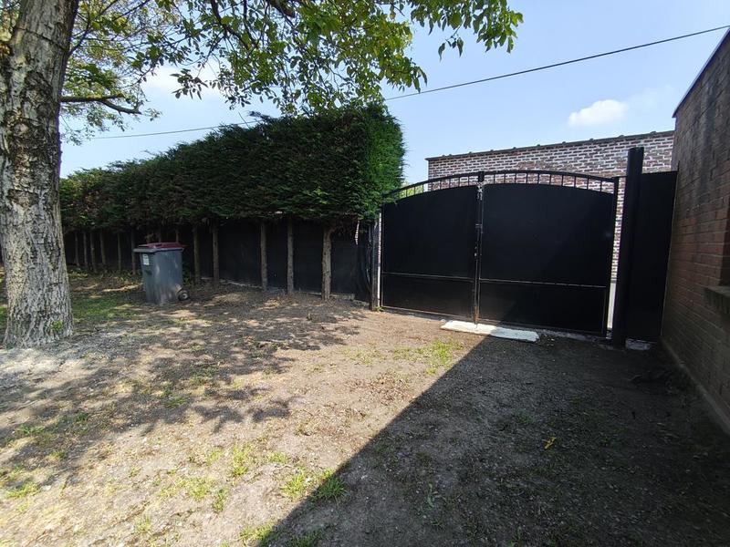 Maison - 205 m² - 9 pièces