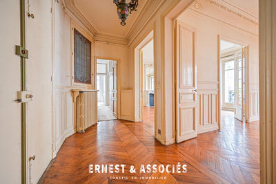 Appartement - 124 m² - 5 pièces