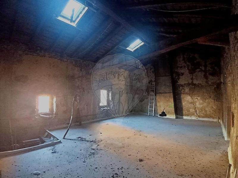 Appartement - 100 m² - 2 pièces