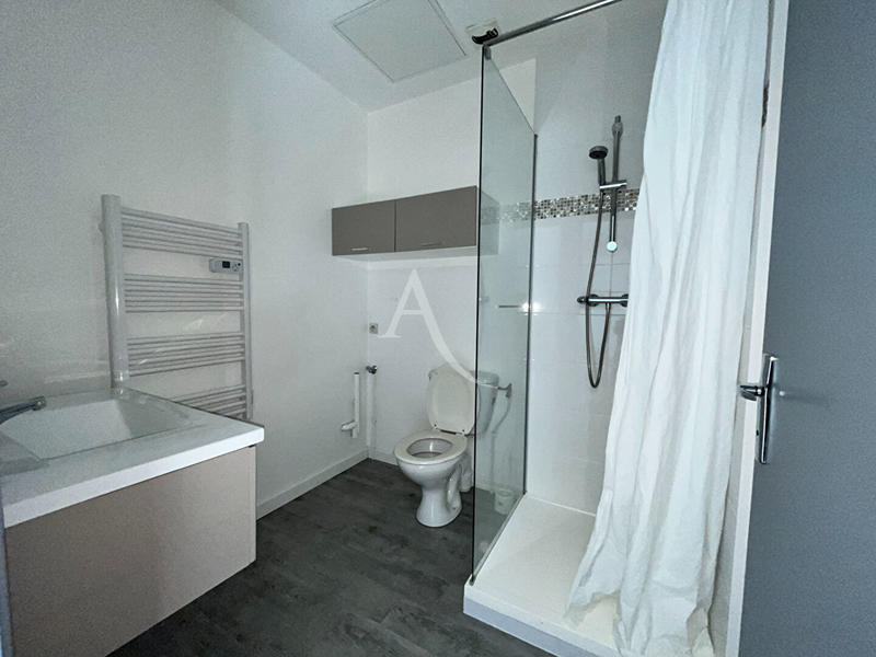 Immeuble - 10 pièces