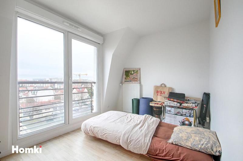 Appartement - 82 m² - 4 pièces