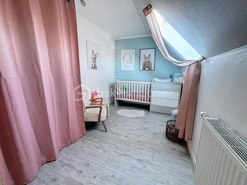 Maison traditionnelle - 143 m² - 8 pièces