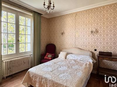 Maison - 195 m² - 6 pièces