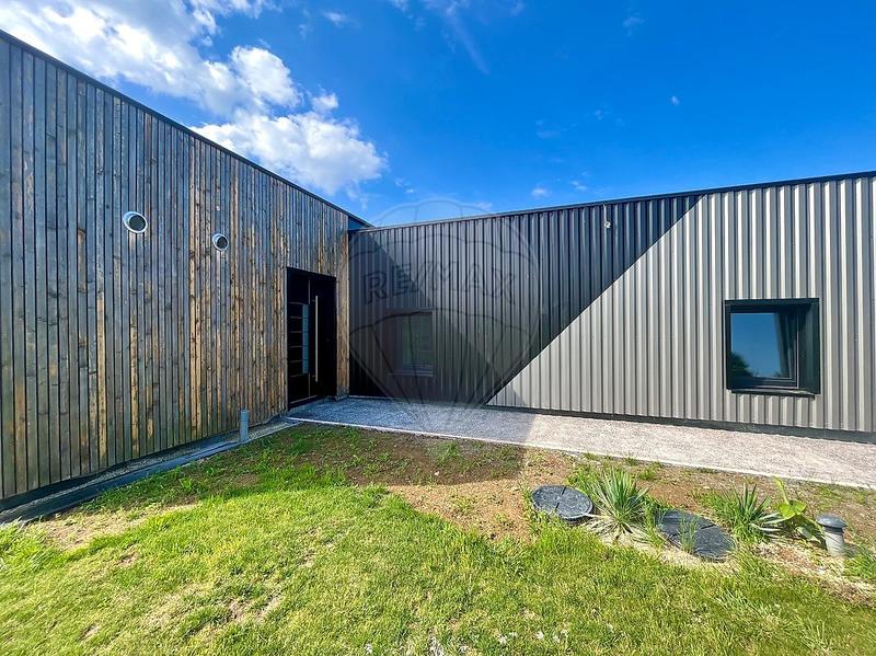 Maison - 165 m² - 5 pièces