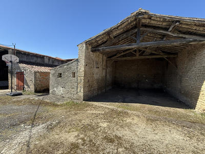 Maison - 94 m² - 5 pièces