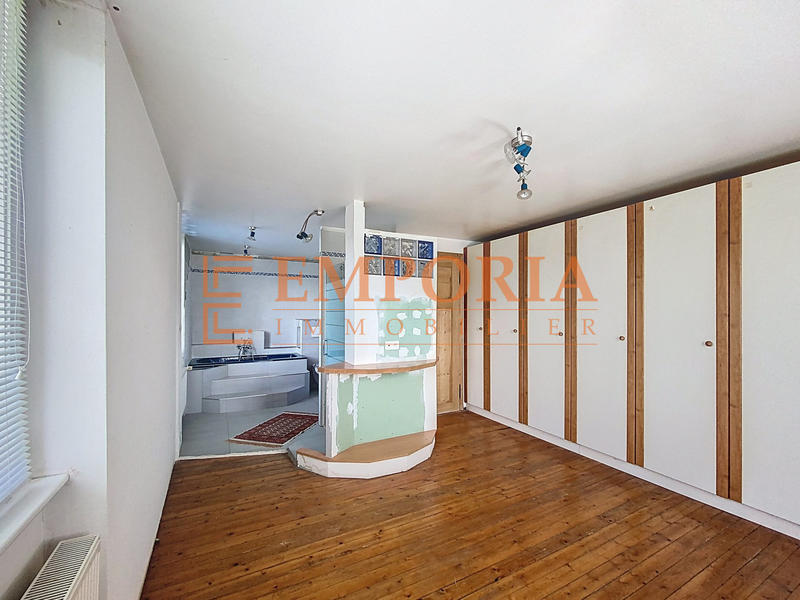 Maison - 171 m² - 7 pièces