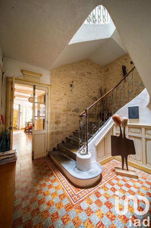 Maison de village - 360 m² - 10 pièces