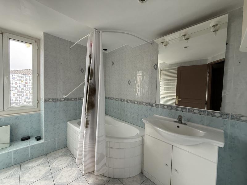 Maison - 153 m² - 5 pièces