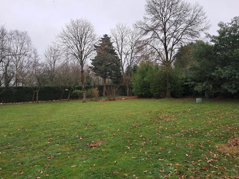 Terrain constructible - 1 000 m²