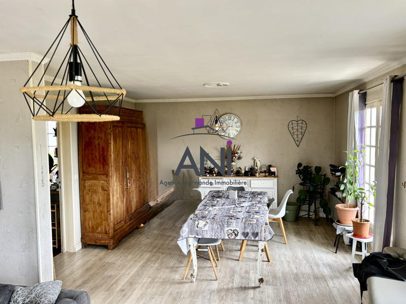 Maison - 115 m² - 5 pièces