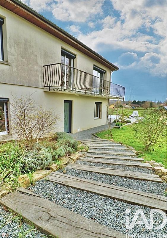 Maison - 170 m² - 8 pièces