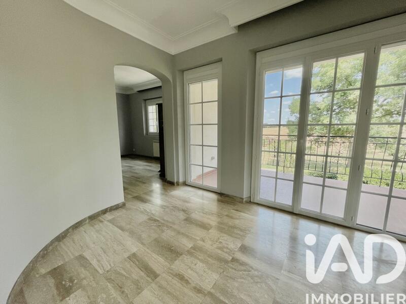 Maison - 191 m² - 6 pièces