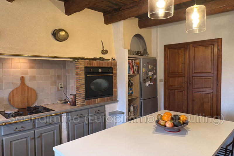 Maison - 199 m² - 5 pièces