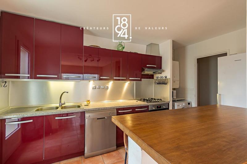 Maison - 100 m² - 5 pièces