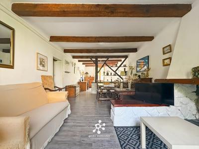 Appartement - 60 m² - 2 pièces