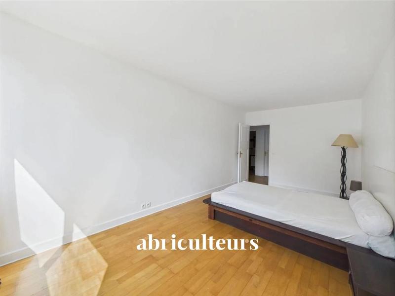 Appartement ancien - 86 m² - 3 pièces