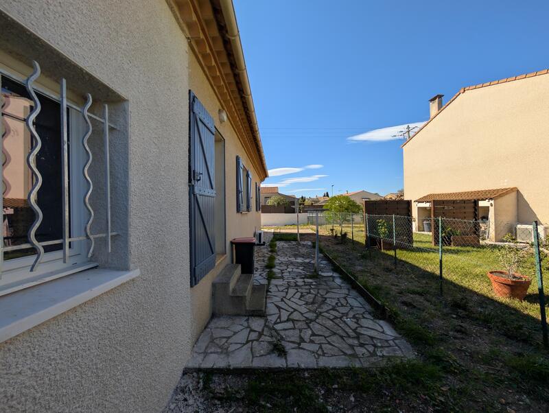 Villa - 90 m² - 4 pièces