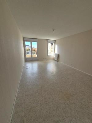 Appartement - 87 m² - 4 pièces