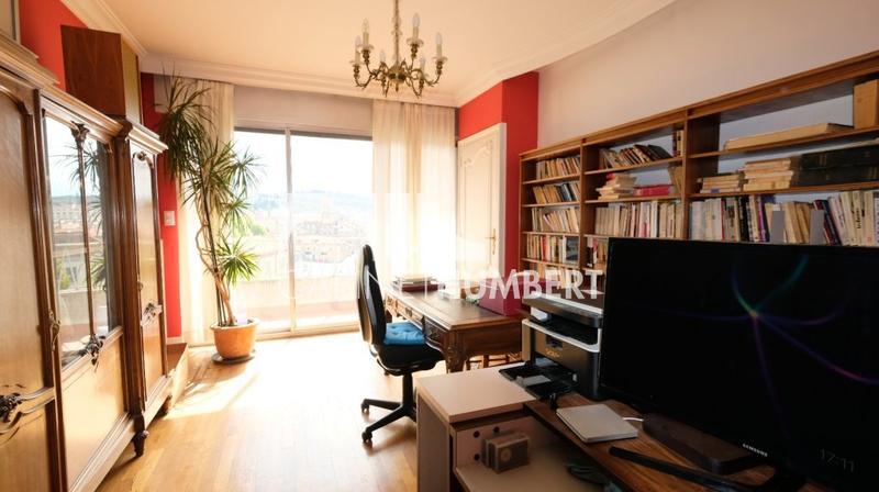 Appartement - 147 m² - 5 pièces