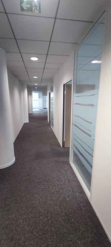 Bureau - 491 m² - 15 pièces