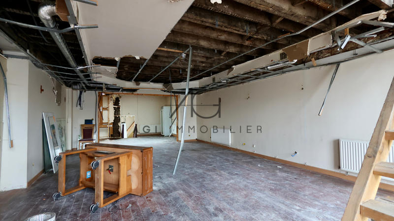 Appartement - 120 m² - 6 pièces