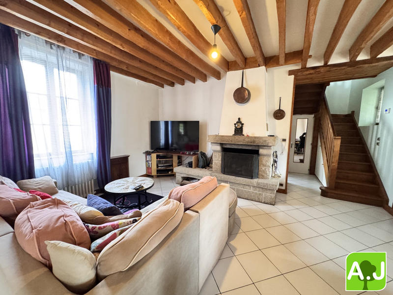 Maison ancienne - 210 m² - 7 pièces