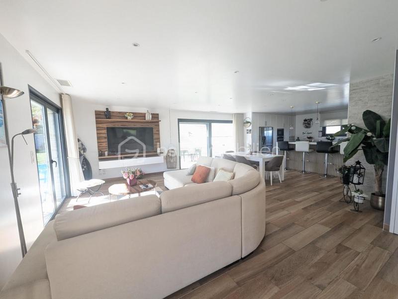 Maison - 135 m² - 5 pièces