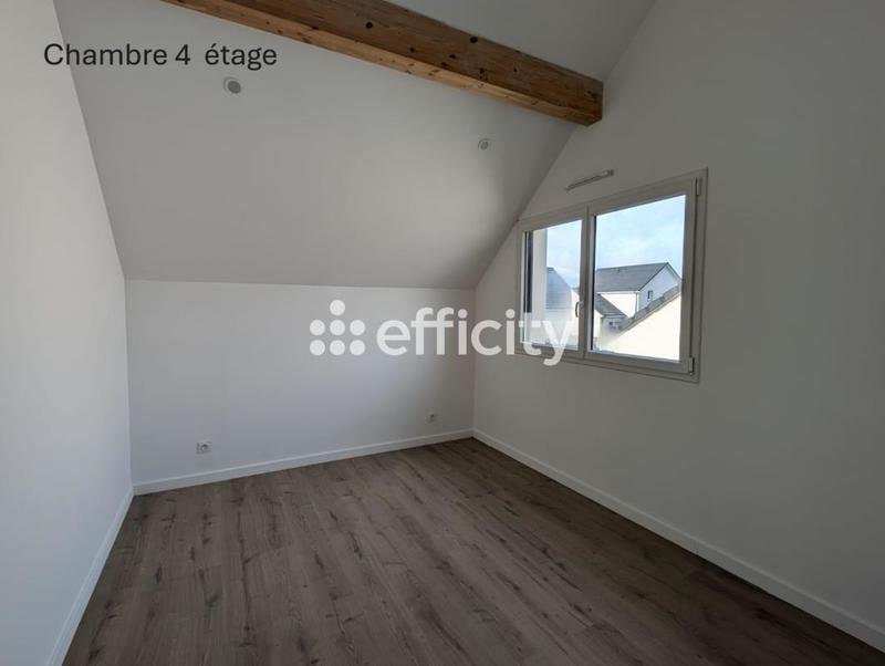 Maison - 165 m² - 6 pièces