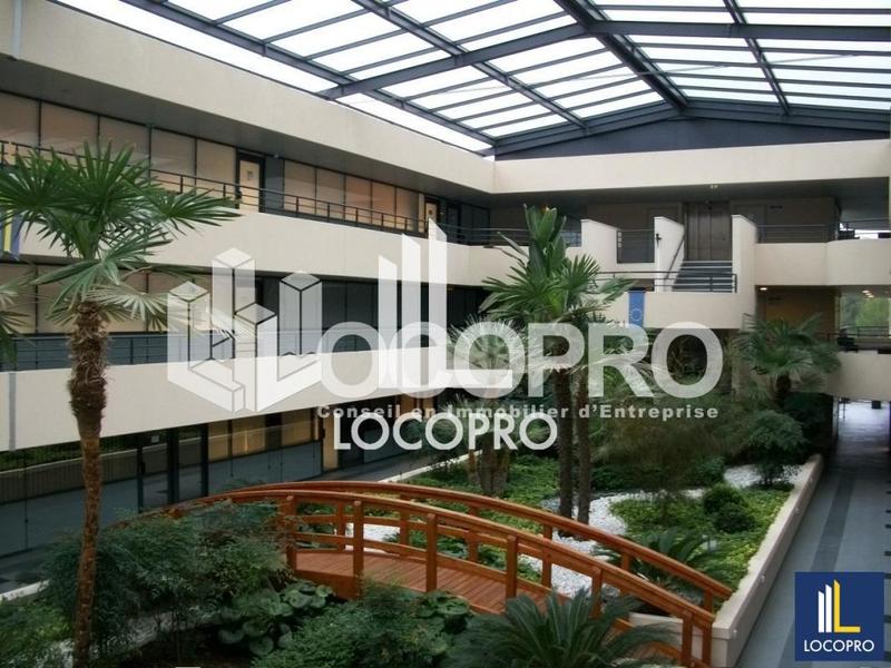 Bureau - 1 462 m²