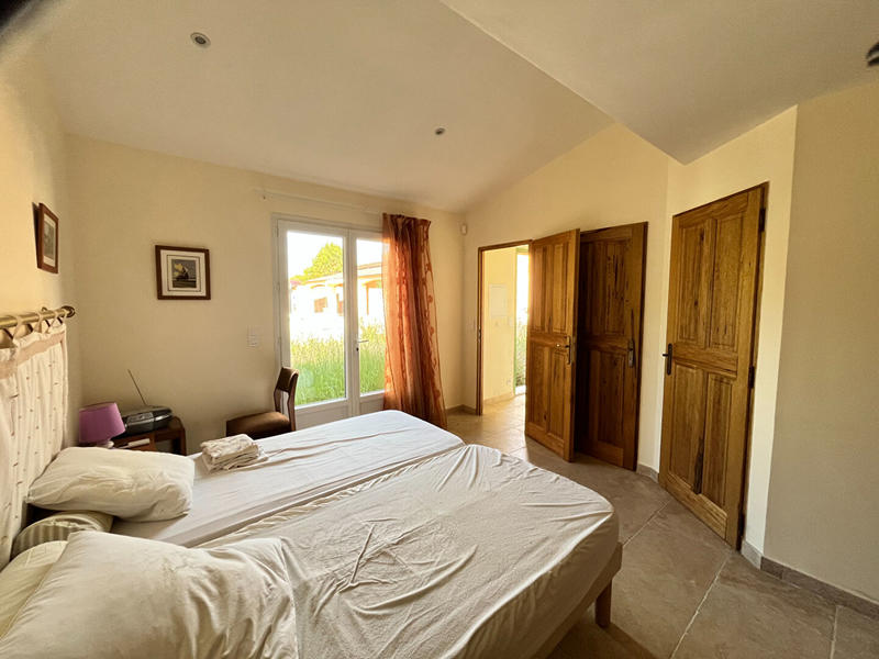 Villa - 216 m² - 8 pièces