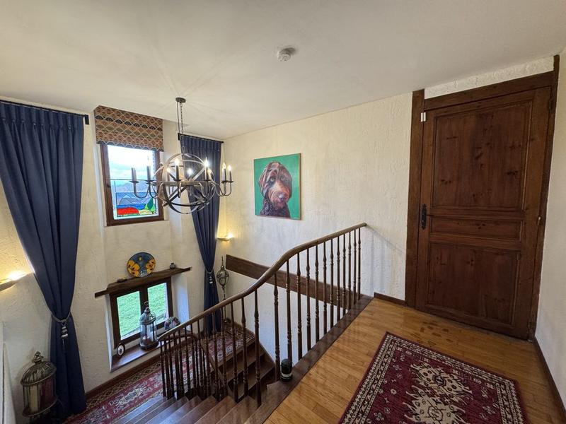 Maison ancienne - 450 m² - 12 pièces