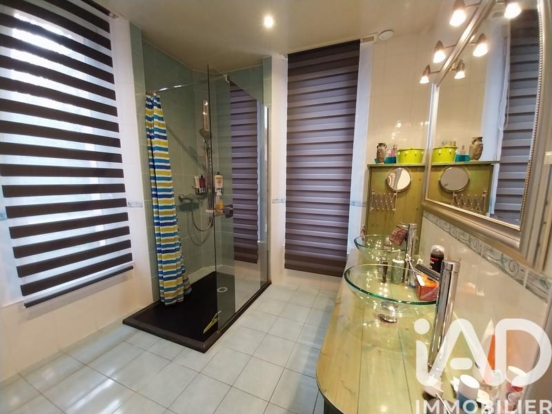 Maison - 136 m² - 6 pièces