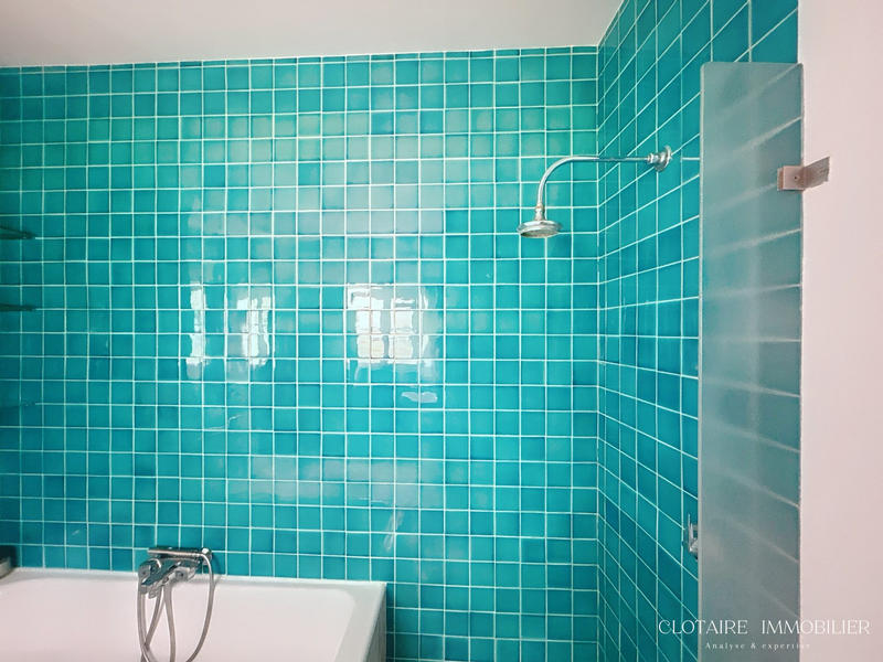 Maison ancienne - 340 m² - 10 pièces