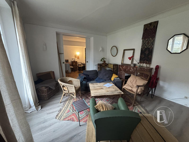 Maison - 163 m² - 7 pièces