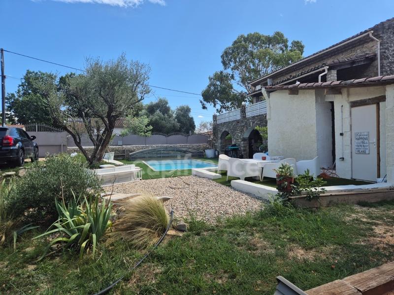 Maison en pierre - 180 m² - 6 pièces