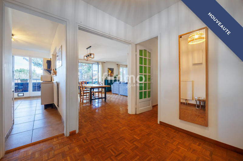 Appartement - 82 m² - 3 pièces