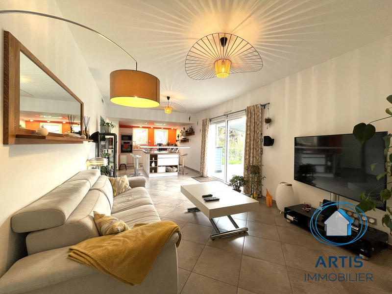 Maison - 90 m² - 4 pièces