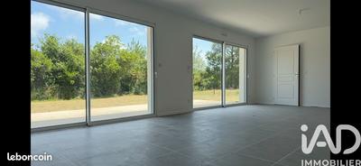 Maison - 95 m² - 4 pièces