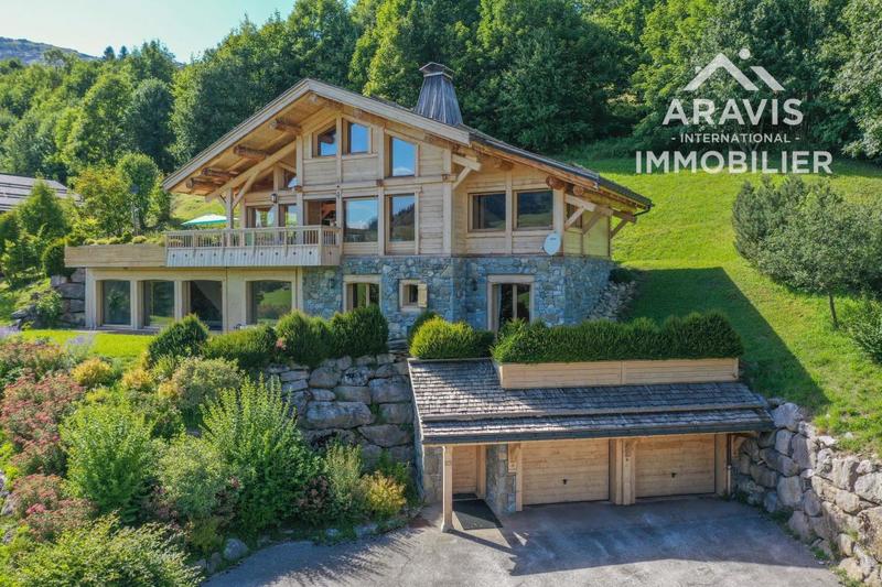 Châlet - 425 m² - 6 pièces