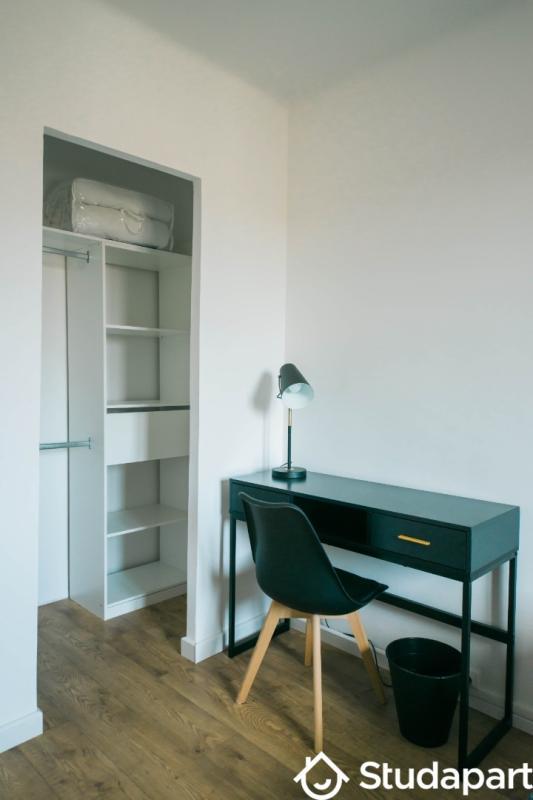 Chambre - 12 m² - 1 pièce