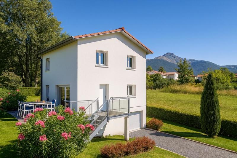 Maison - 92 m² - 4 pièces