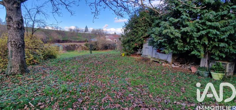 Maison - 241 m² - 8 pièces