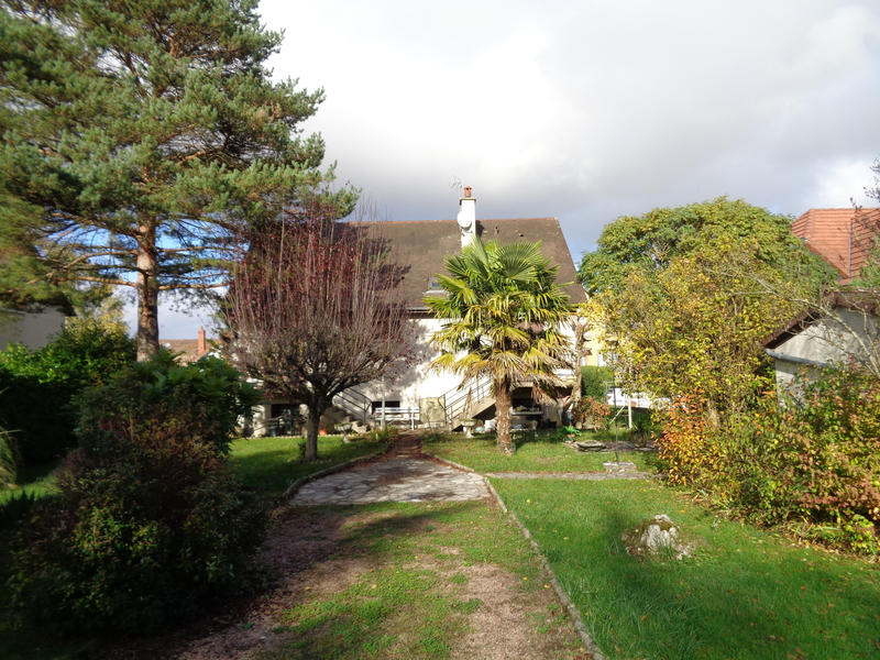 Maison - 165 m² - 7 pièces