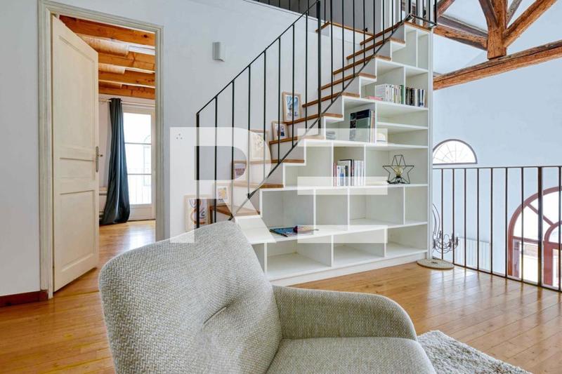 Maison - 166 m² - 6 pièces