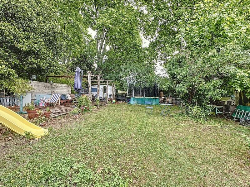 Immeuble - 150 m² - 3 pièces