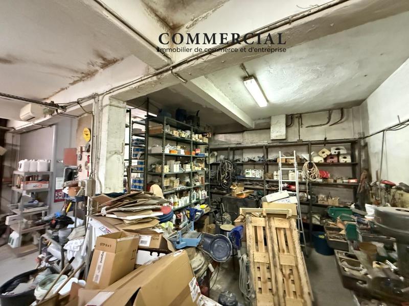 Local commercial - 122 m²