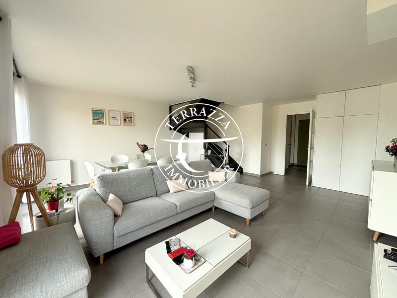 Maison - 96 m² - 5 pièces