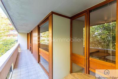 Appartement - 75 m² - 4 pièces