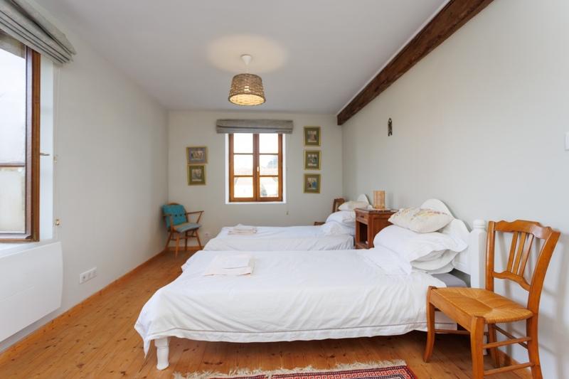 Propriété - 295 m² - 10 pièces